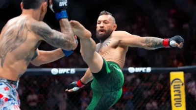UFC kafesine yıllar sonra geri dönen İrlandalı eski şampiyon Conor
