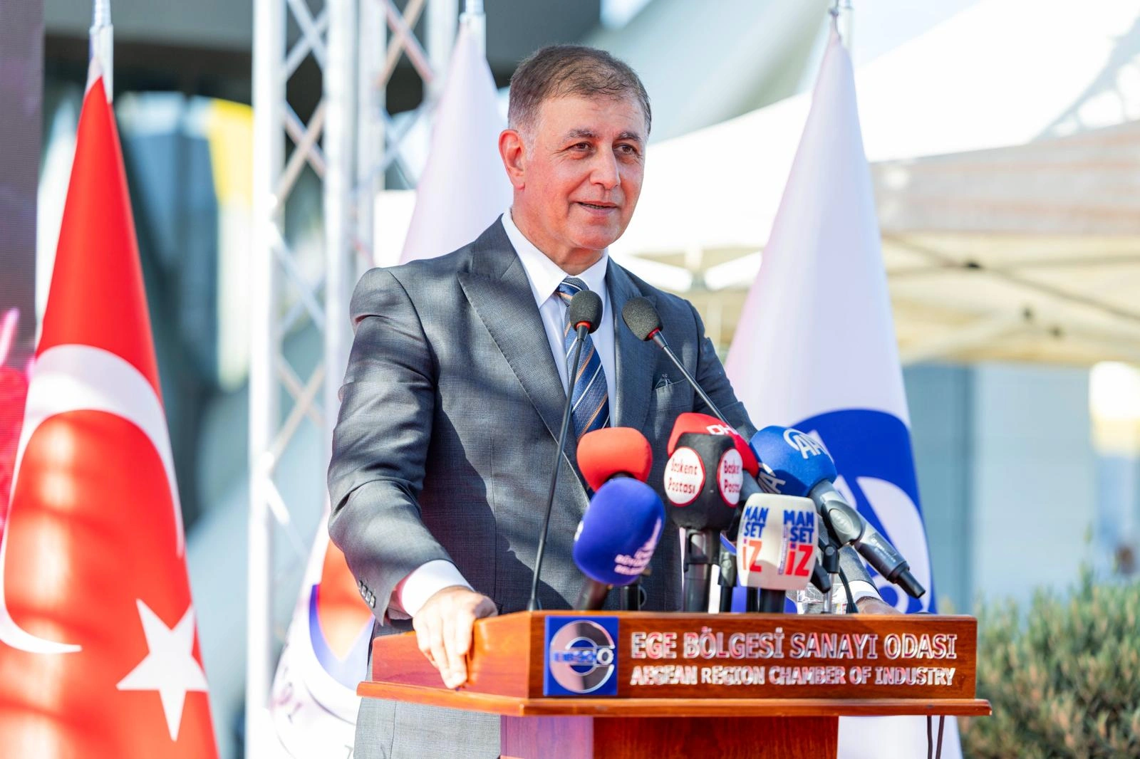 Sanayiciye büyükşehir güvencesi! Cemil Tugay: "Bir şehir sanayisiyle güçlenir, her zaman yanınızdayız!"
