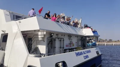 İzmir Büyükşehir Belediyesi iştiraki İZDENİZ, Ege adalarına yönelik feribot biletlerini