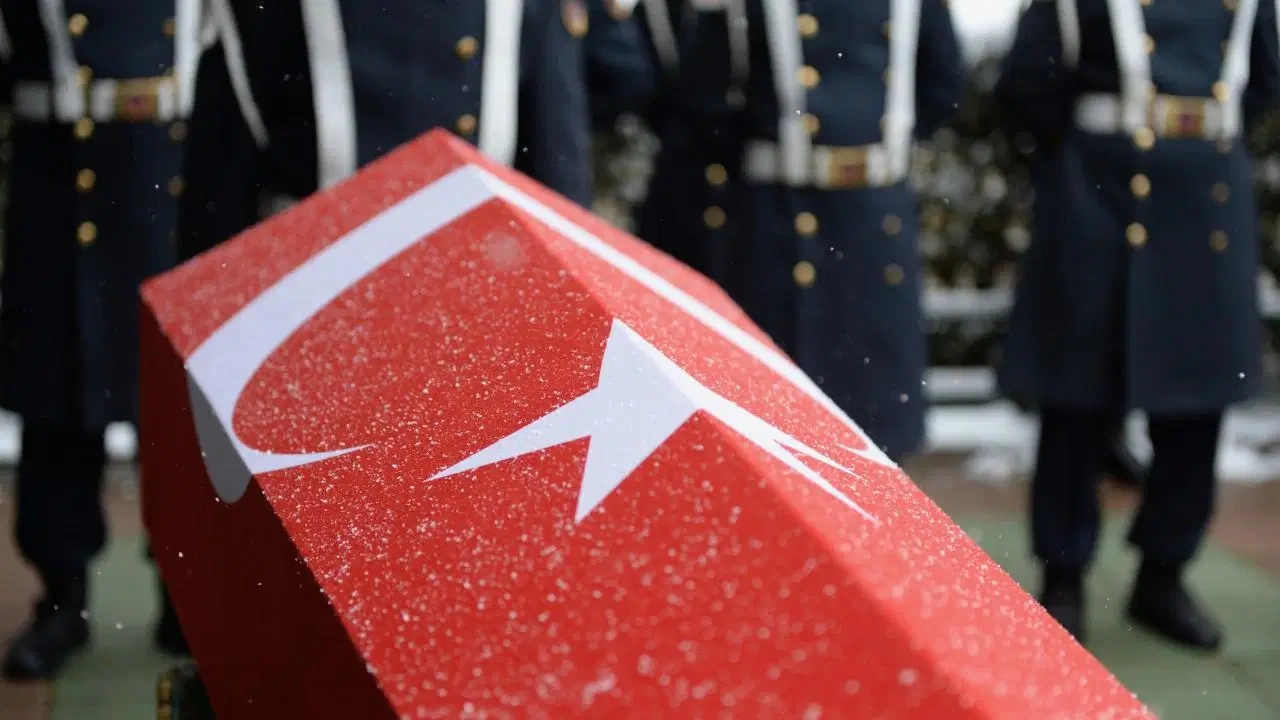 Eskişehir'in Mihalıççık ilçesinde, çevreye ateş açtığı ihbarı üzerine olay yerine