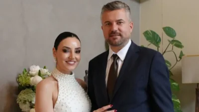 Türk halk müziği sanatçısı Sevcan Orhan'dan tutuklu başkan Görkem Duman'a