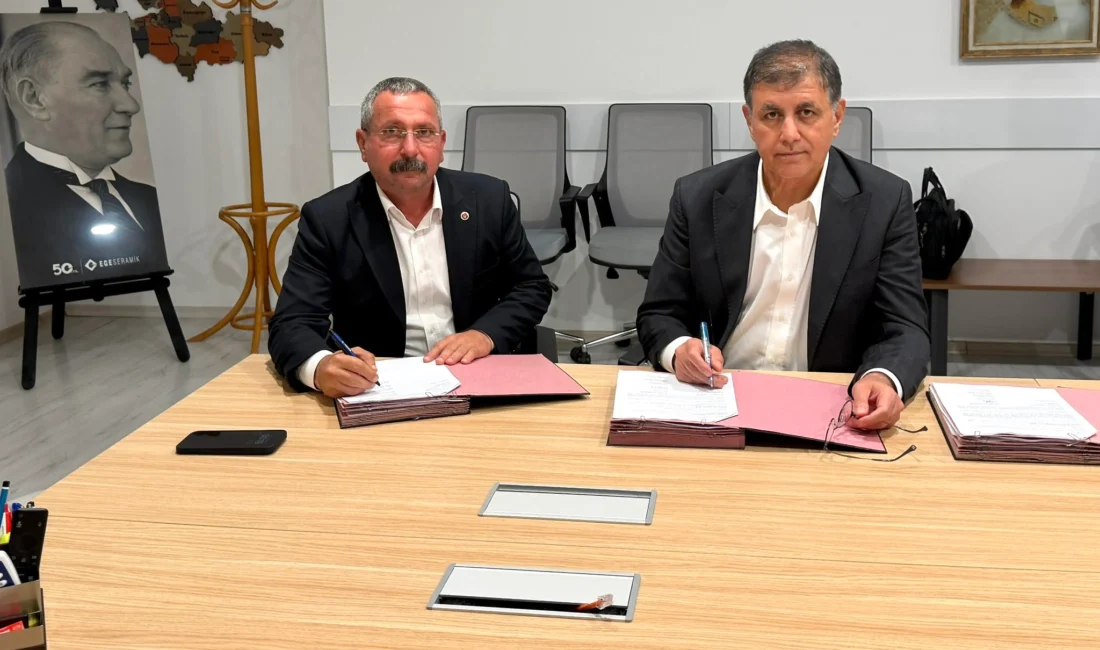 İzmir Büyükşehir Belediyesi bünyesindeki İZSU ve İZDOĞA şirketlerinde çalışan 3