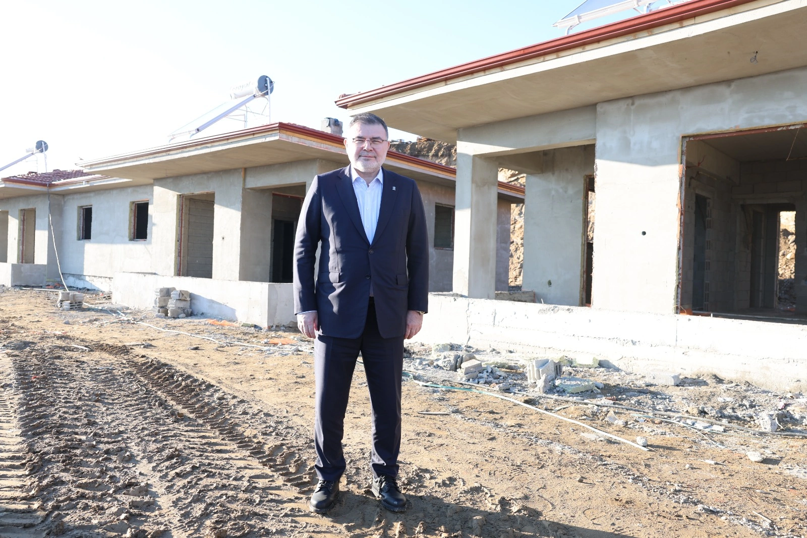 Ödemiş'te yangından yanan köyler küllerinden doğdu