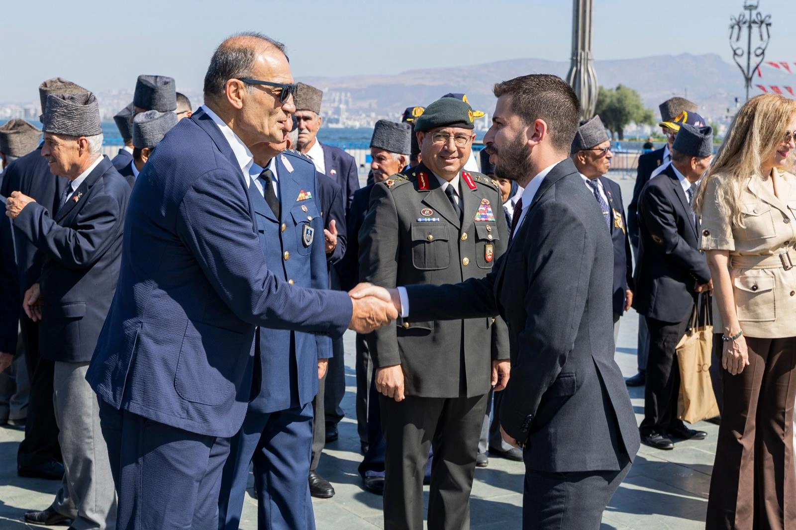 20 Temmuz Barış ve Özgürlük Bayramı İzmir’de törenle kutlandı