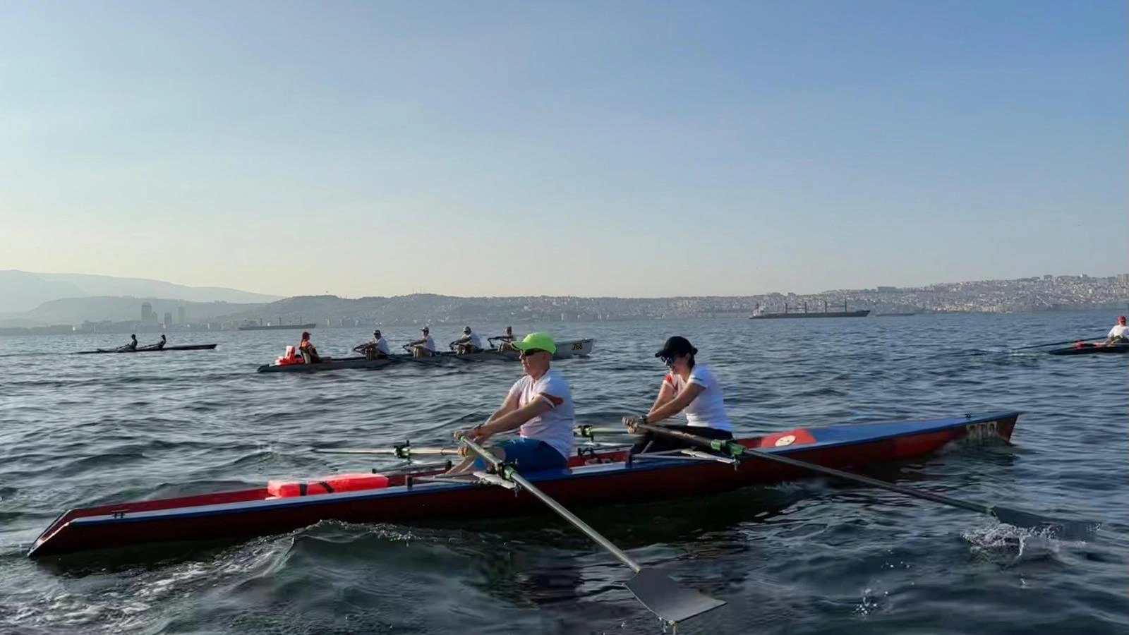 Körfez'de 2026 yaz sezonu heyecanı: İzmir Marina'da su sporları dönemi başladı!