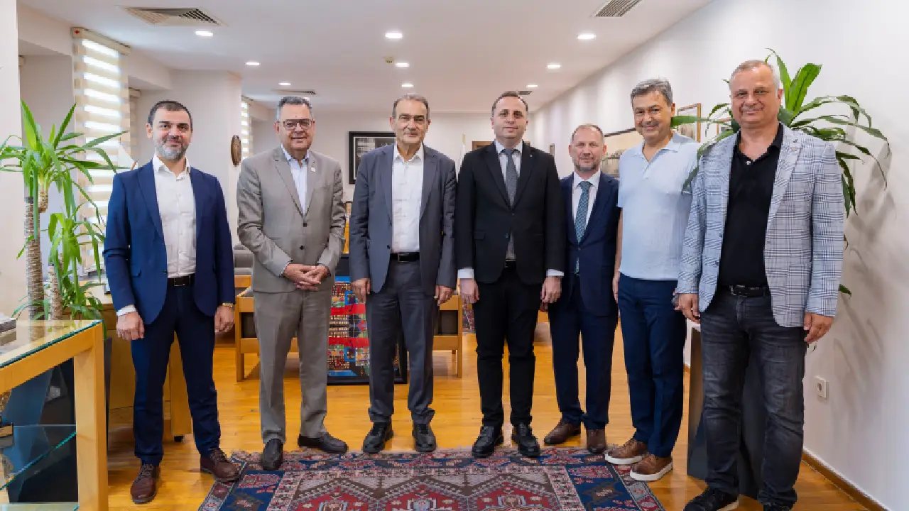 İzmir'in ulaşım modeli dünya sahnesinde! Uluslararası dev kongreye resmi davet geldi!