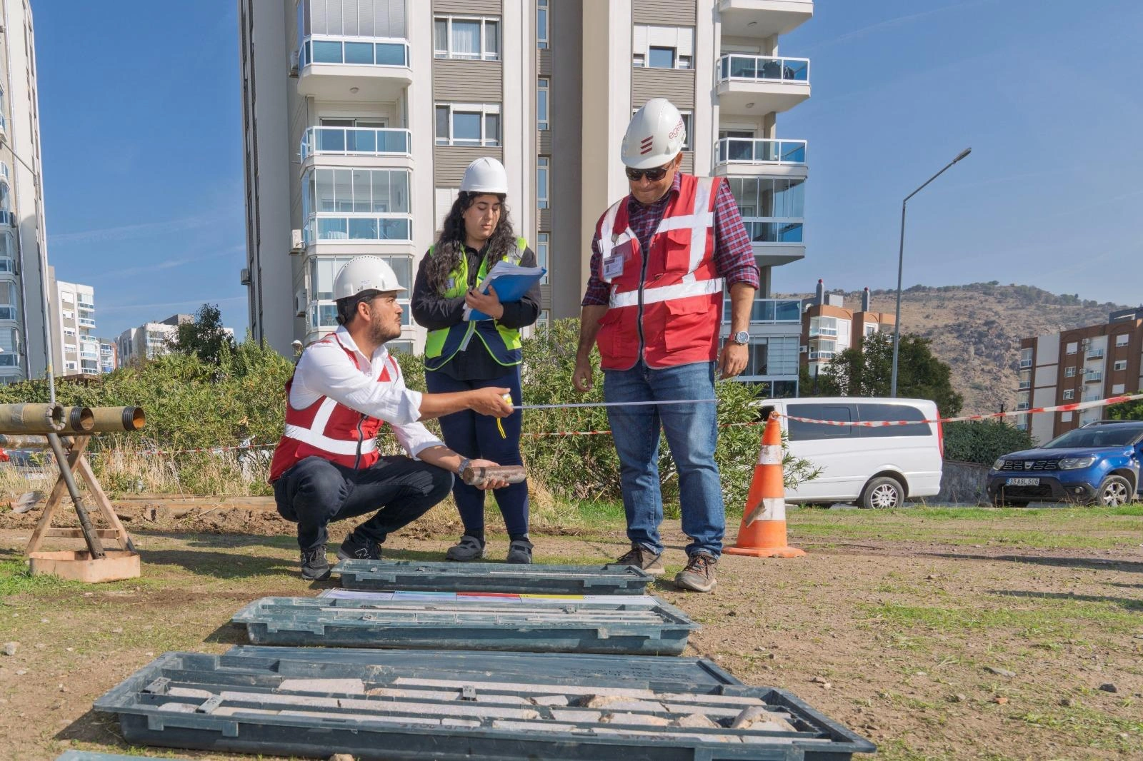 Karşıyaka’da yaşayanlar dikkat, evinizin röntgeni çekildi! 1 Karşıyaka’da yaşayanlar dikkat, evinizin röntgeni çekildi!
