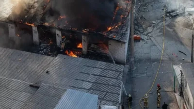 Rus ordusunun Ukrayna’nın başkenti Kiev’e gece yarısından itibaren başlattığı füze