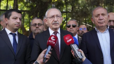 Mahkeme kararıyla CHP Genel Başkanlığına dönen Kemal Kılıçdaroğlu ile il