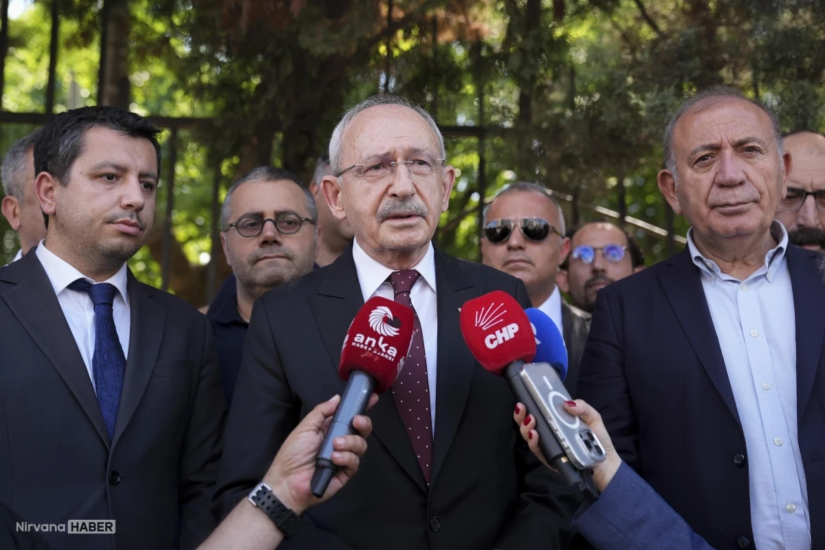 Görevden almalara belediye başkanları tepki gösterdi, Kılıçdaroğlu 'Ben yönetiyorum' dedi