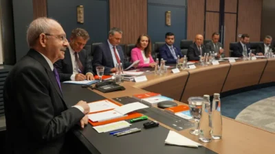 CHP Genel Başkanı Kemal Kılıçdaroğlu başkanlığında toplanan Merkez Yönetim Kurulu