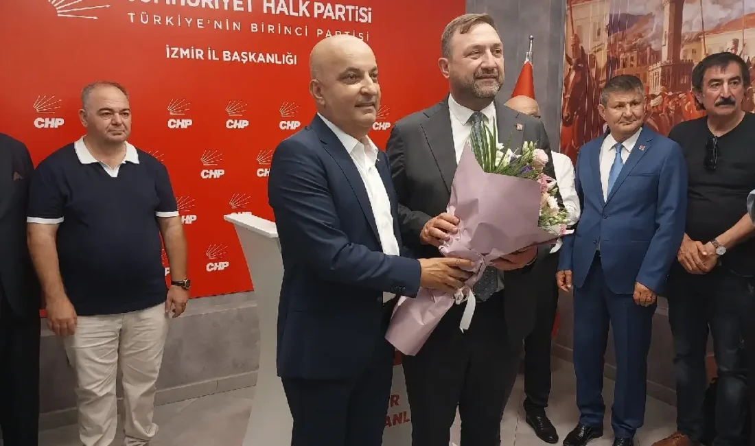 CHP Yüksek Disiplin Kurulu Başkanı Mahir Polat, İzmir İl Başkanı