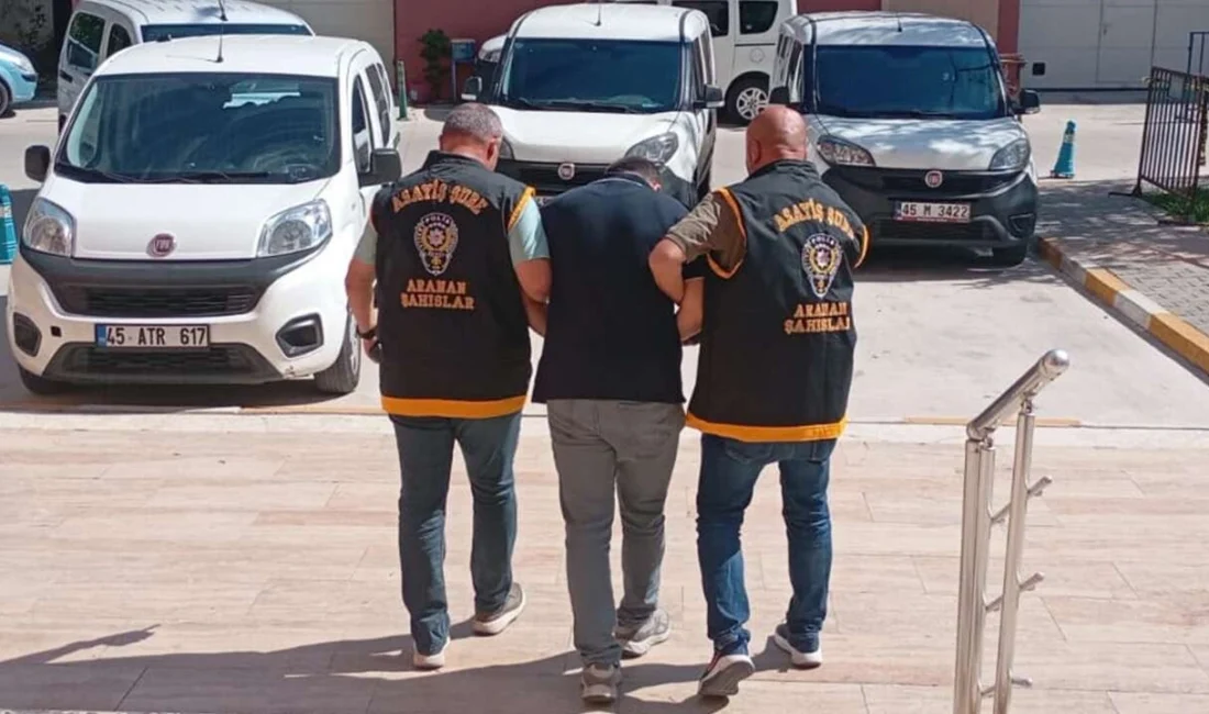 Manisa'da 10 ayrı suçtan kaydı bulunan ve hakkında 17 yıl
