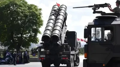 Türkiye'nin envanterindeki Rus yapımı S-400 hava savunma sistemlerini Körfez bölgesindeki