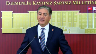 CHP Grup Başkanvekili Murat Emir, TBMM'de düzenlediği basın toplantısında Yargıtay'ın