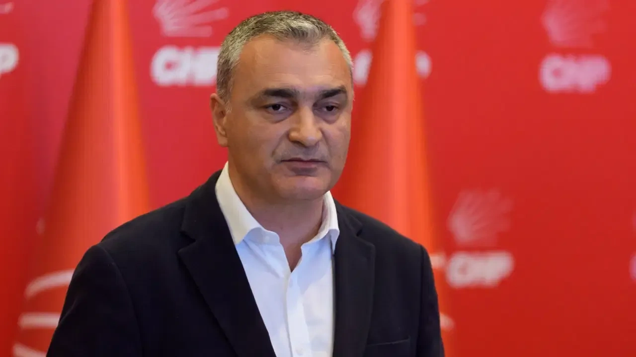 İzmit Belediyesi’ne düzenlenen ve Belediye Başkanı Fatma Kaplan Hürriyet ile