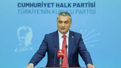 Cumhuriyet Halk Partisi (CHP) Parti Sözcüsü Müslim Sarı, Ankara'da bu