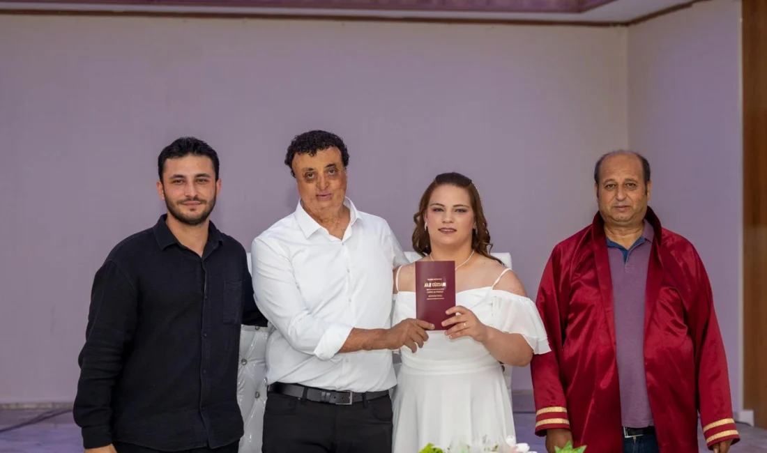 Kiraz'da yaşayan sağır Ayşe ve Yasin Yasa çifti, İzmir Büyükşehir