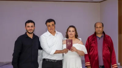 Kiraz'da yaşayan sağır Ayşe ve Yasin Yasa çifti, İzmir Büyükşehir