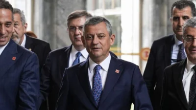 Cumhuriyet Halk Partisi’nde olağanüstü kurultay talebiyle toplanan imzaların genel merkez