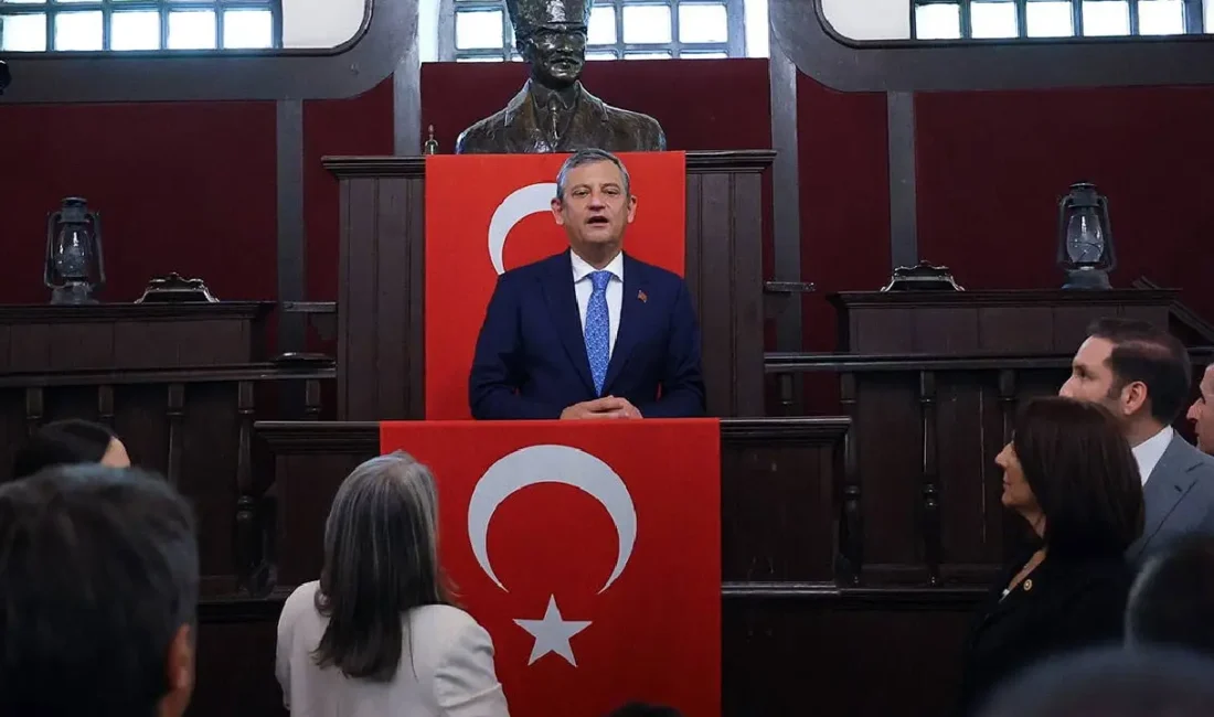 Kuruluş dilekçesinin teslim edilmesinin ardından ilk Kurucular Kurulu toplantısını gerçekleştiren