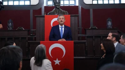 Kuruluş dilekçesinin teslim edilmesinin ardından ilk Kurucular Kurulu toplantısını gerçekleştiren