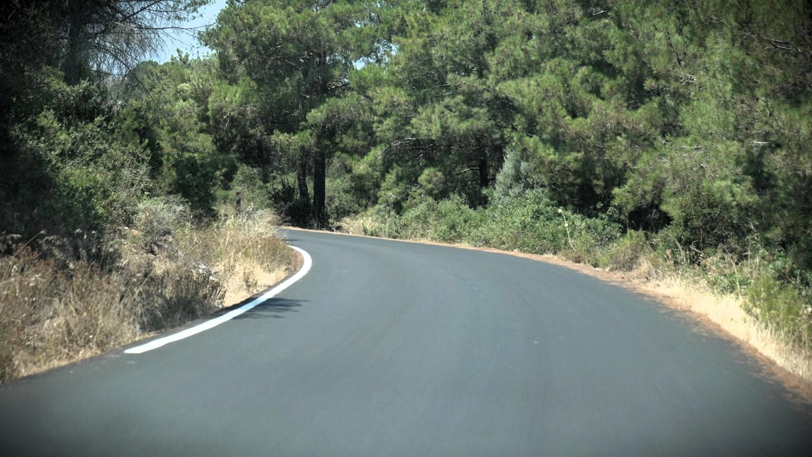 Büyükşehir’den Selçuk’un turizm yoluna modern dokunuş: Pamucak yolu baştan sona yenilendi
