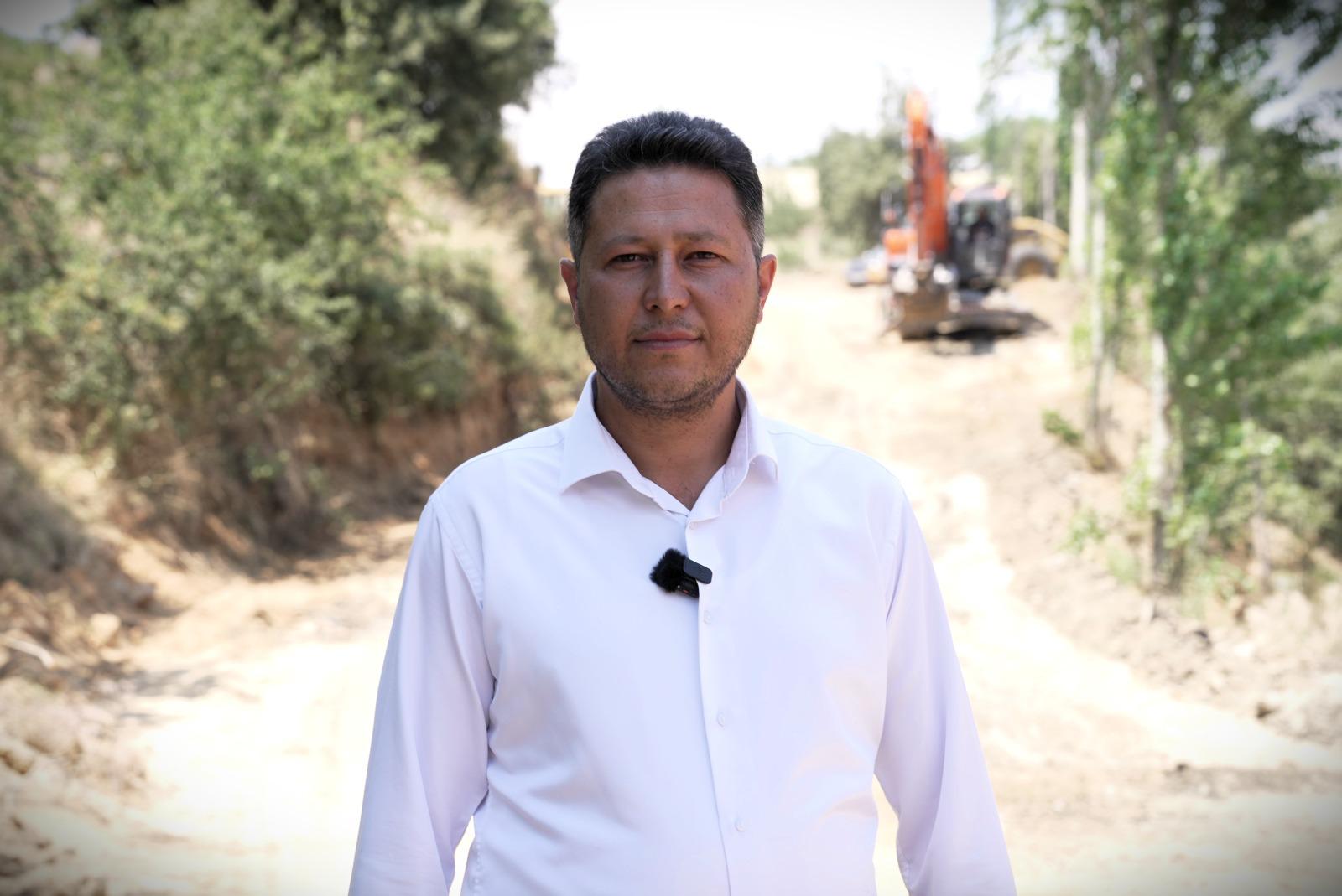 Büyükşehir’den Küçük Menderes’te asfalt hamlesi: Yol çilesi tarih oluyor 8 Büyükşehir’den Küçük Menderes’te asfalt hamlesi: Yol çilesi tarih oluyor