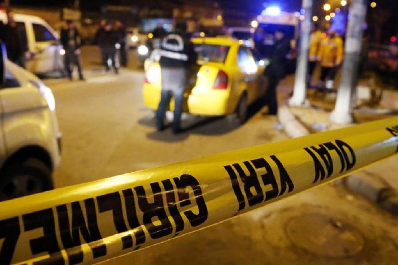 Torbalı'da alacak verecek savaşı! Sokak ortasında pompalı tüfeklerle çatıştılar