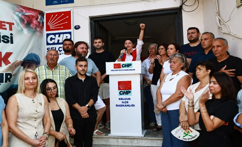Selçuk Belediyesi Başkanı ve meclis üyelerinden toplu istifa