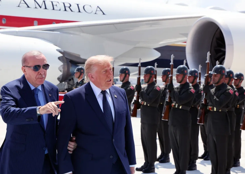 ABD Başkanı Trump NATO Zirvesi için Ankara'da 1 ABD Başkanı Trump NATO Zirvesi için Ankara'da