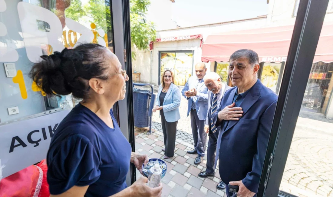 İzmir Büyükşehir Belediye Başkanı Dr. Cemil Tugay, Güzelbahçe Belediye Başkan