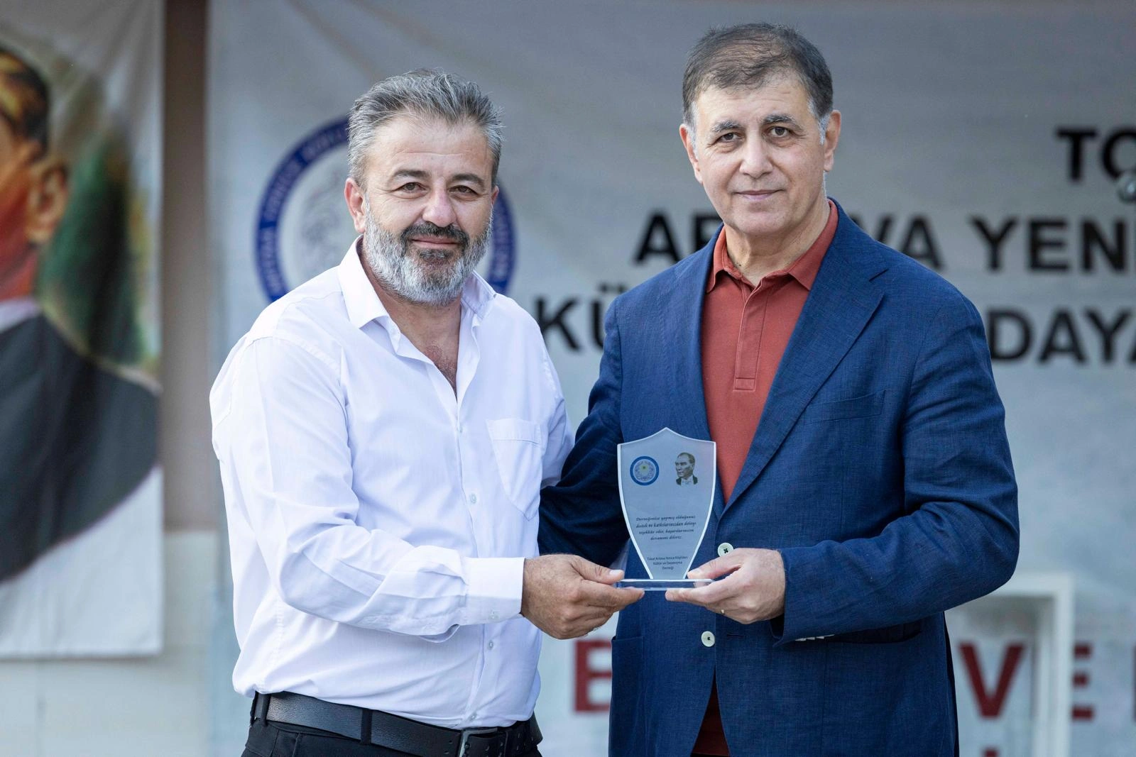 Başkan Dr. Cemil Tugay'dan Uzundere Cemevi için müjde: “Tamamının yapımını üstlenmeye hazırız!" 2 Başkan Dr. Cemil Tugay'dan Uzundere Cemevi için müjde: “Tamamının yapımını üstlenmeye hazırız!"