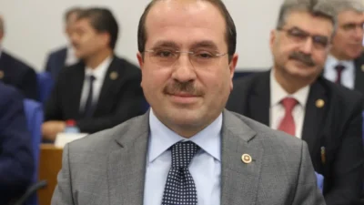 AK Parti İzmir Milletvekili Yaşar Kırkpınar, 15 Temmuz Demokrasi ve