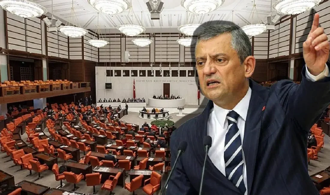CHP’den istifa eden 91 milletvekilinin katılımıyla kurulan YENİ Parti, TBMM’nin