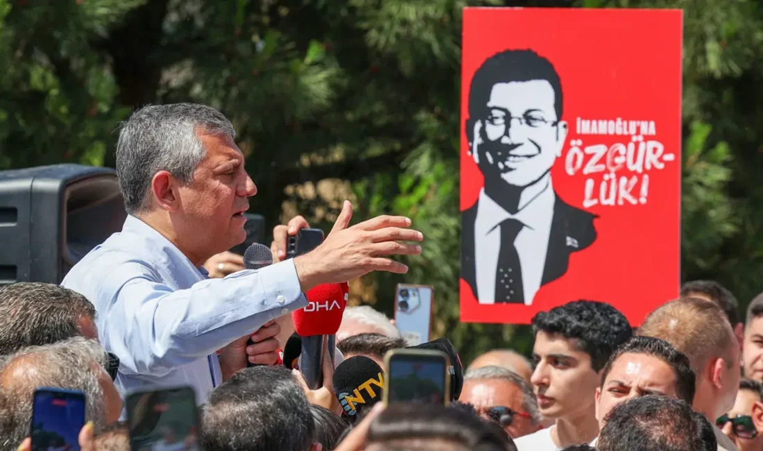 Cumhuriyet Halk Partisi’nde delegelerin olağanüstü kurultay çağrısının karşılıksız kalmasının ardından