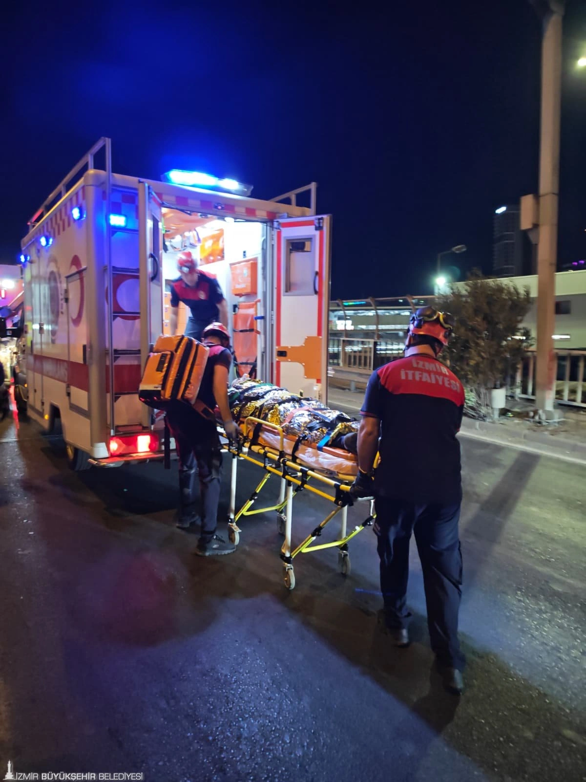 Konak Tramvayı’nda nefes kesen tatbikat: Gerçeğini aratmadı