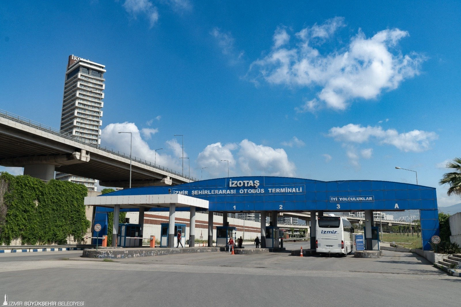 İzmir Otogarı’nda yol haritası belli oldu: Yeni işletme modeli başlıyor 2 İzmir Otogarı’nda yol haritası belli oldu: Yeni işletme modeli başlıyor