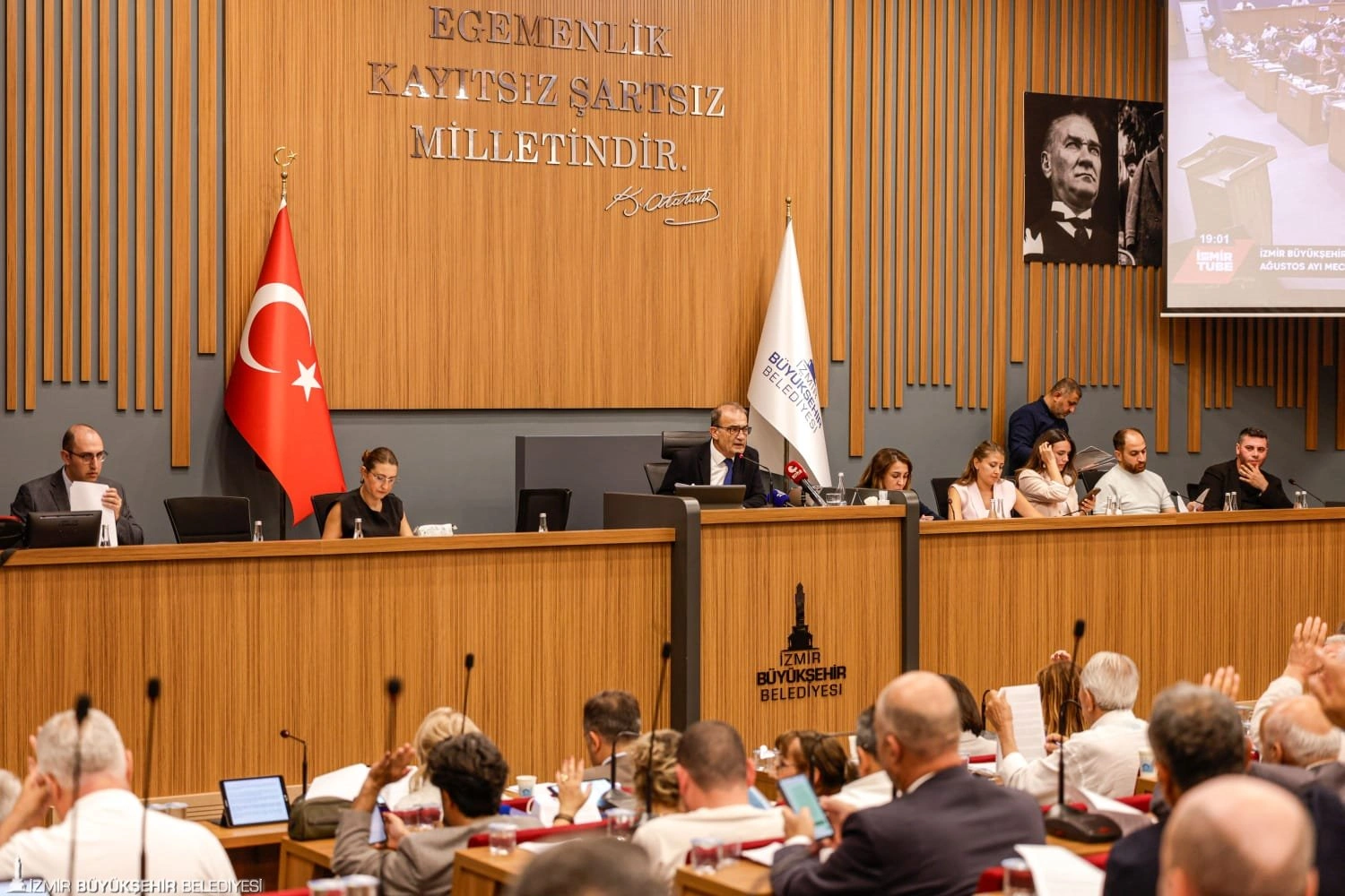İzmir Otogarı’nda yol haritası belli oldu: Yeni işletme modeli başlıyor 5 İzmir Otogarı’nda yol haritası belli oldu: Yeni işletme modeli başlıyor