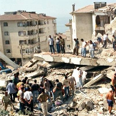 17 Ağustos onların hafızasından silinmedi: 'Enkazın başında oturdum ağladım'