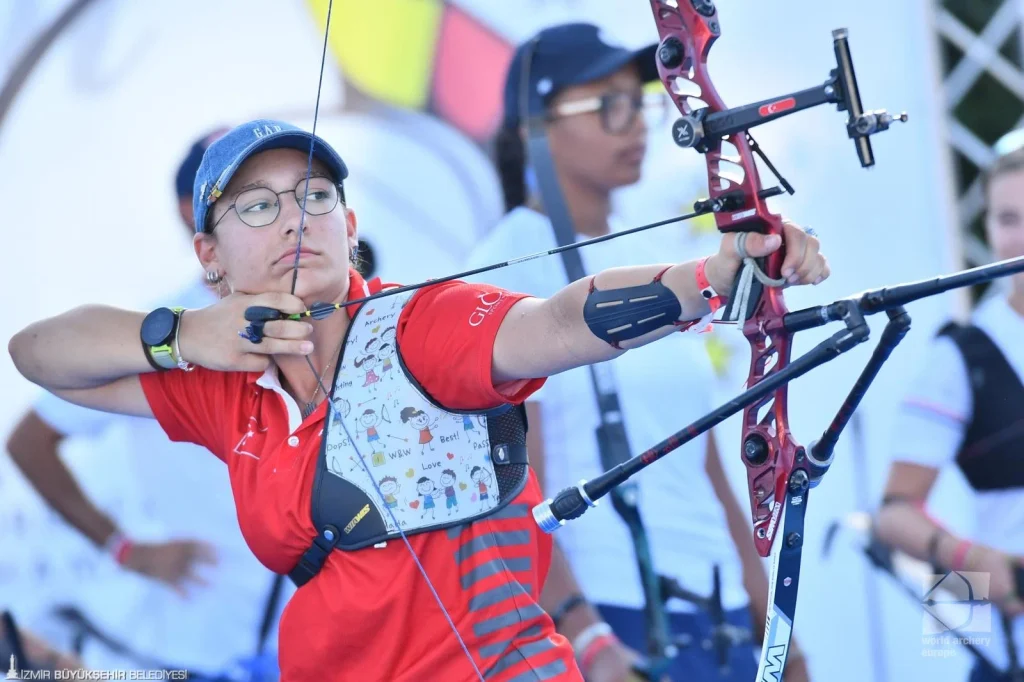 İzmir Büyükşehirin sporcuları Akdeniz Oyunları'nda