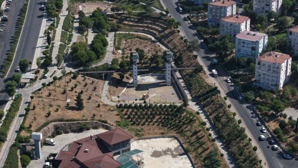 Bucalı gençler istedi Başkan Tugay düğmeye bastı: Yedigöller’in kaykay parkı için çalışmalar başladı