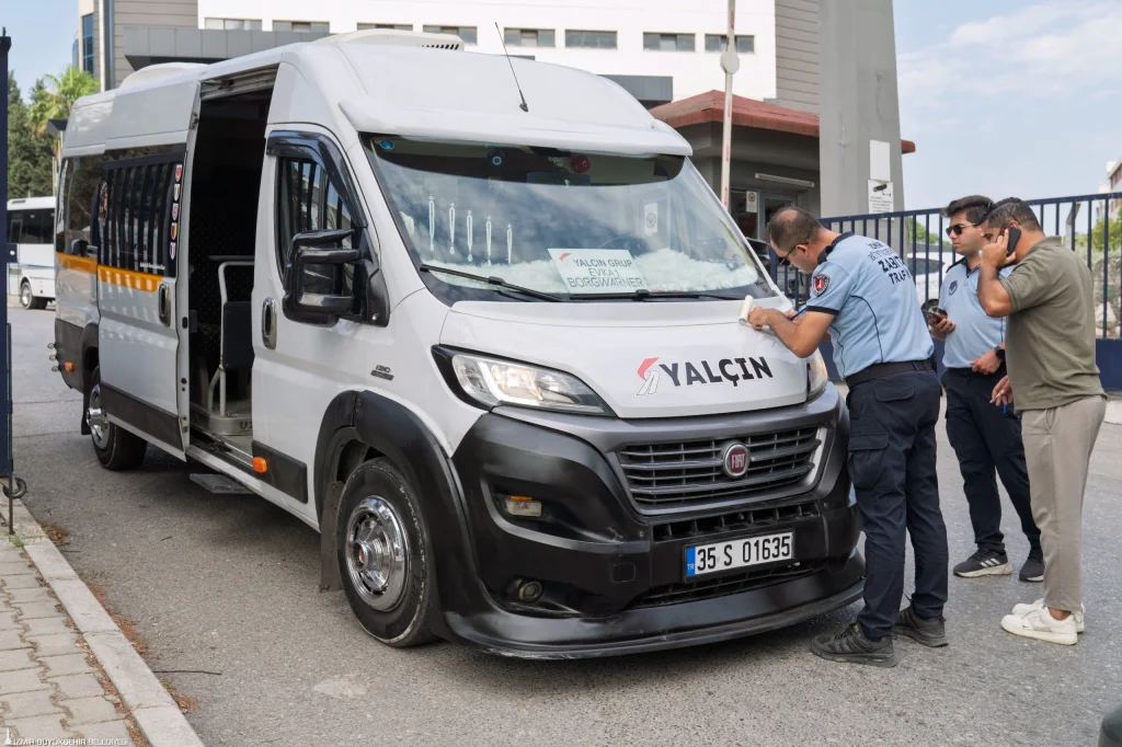 İzmir'de servislere mercek; sıkı denetim: Son bir yıllık denetim bilançosu açıklandı 2 İzmir'de servislere mercek; sıkı denetim: Son bir yıllık denetim bilançosu açıklandı