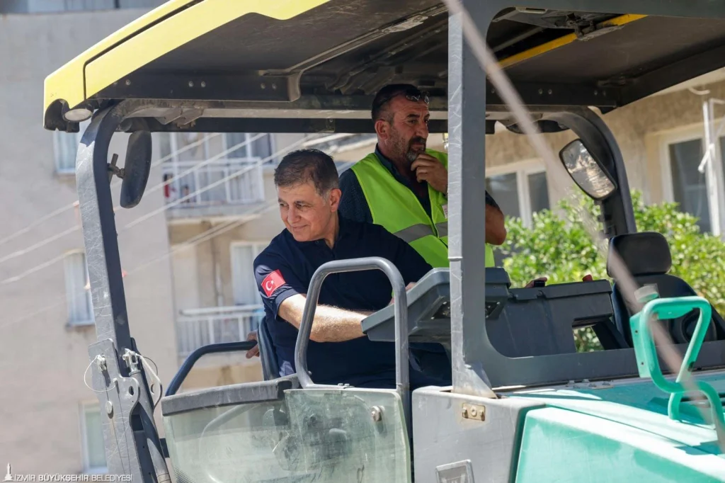 İzmir yollarında son 2 yılın rekoru kırıldı: 6 ayda 267 kilometre