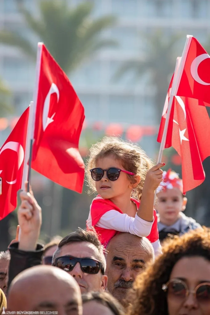 30 Ağustos coşkusu İzmir’in ilçelerine taşınıyor 1 30 Ağustos coşkusu İzmir’in ilçelerine taşınıyor