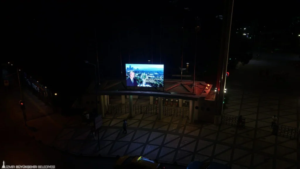 Piriştina’nın sözü artık LED ekranda yaşatılacak