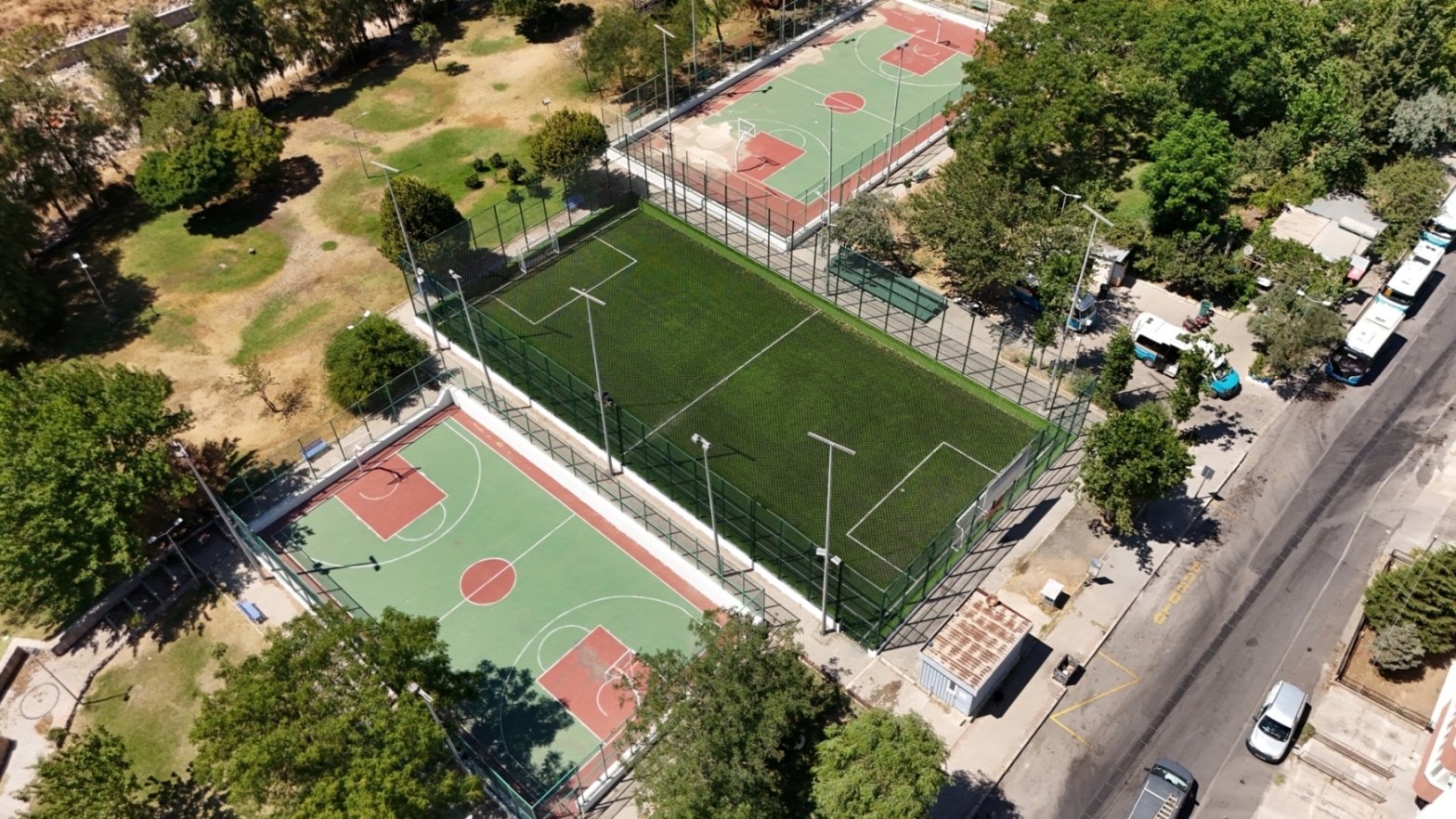 Bornova’da spor hamlesi: 5 tesis yenilendi, yenileri yolda