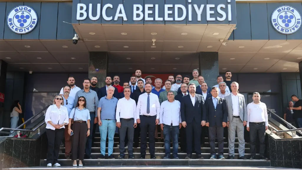 CHP İzmir’den Buca’ya çıkarma: "Gerçek gündemimiz halkın gündemi" 1 CHP İzmir’den Buca’ya çıkarma: "Gerçek gündemimiz halkın gündemi"