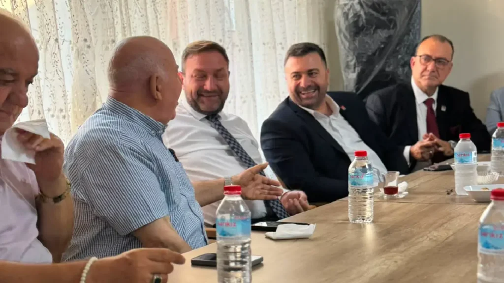 CHP İzmir’den Buca’ya çıkarma: "Gerçek gündemimiz halkın gündemi" 3 CHP İzmir’den Buca’ya çıkarma: "Gerçek gündemimiz halkın gündemi"