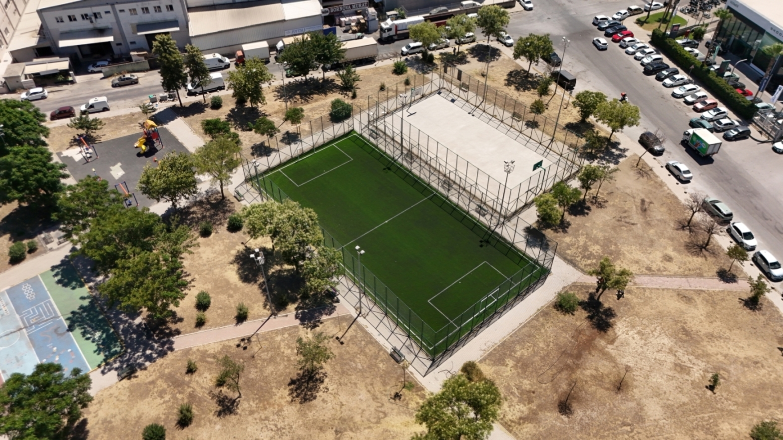 Bornova’da spor hamlesi: 5 tesis yenilendi, yenileri yolda